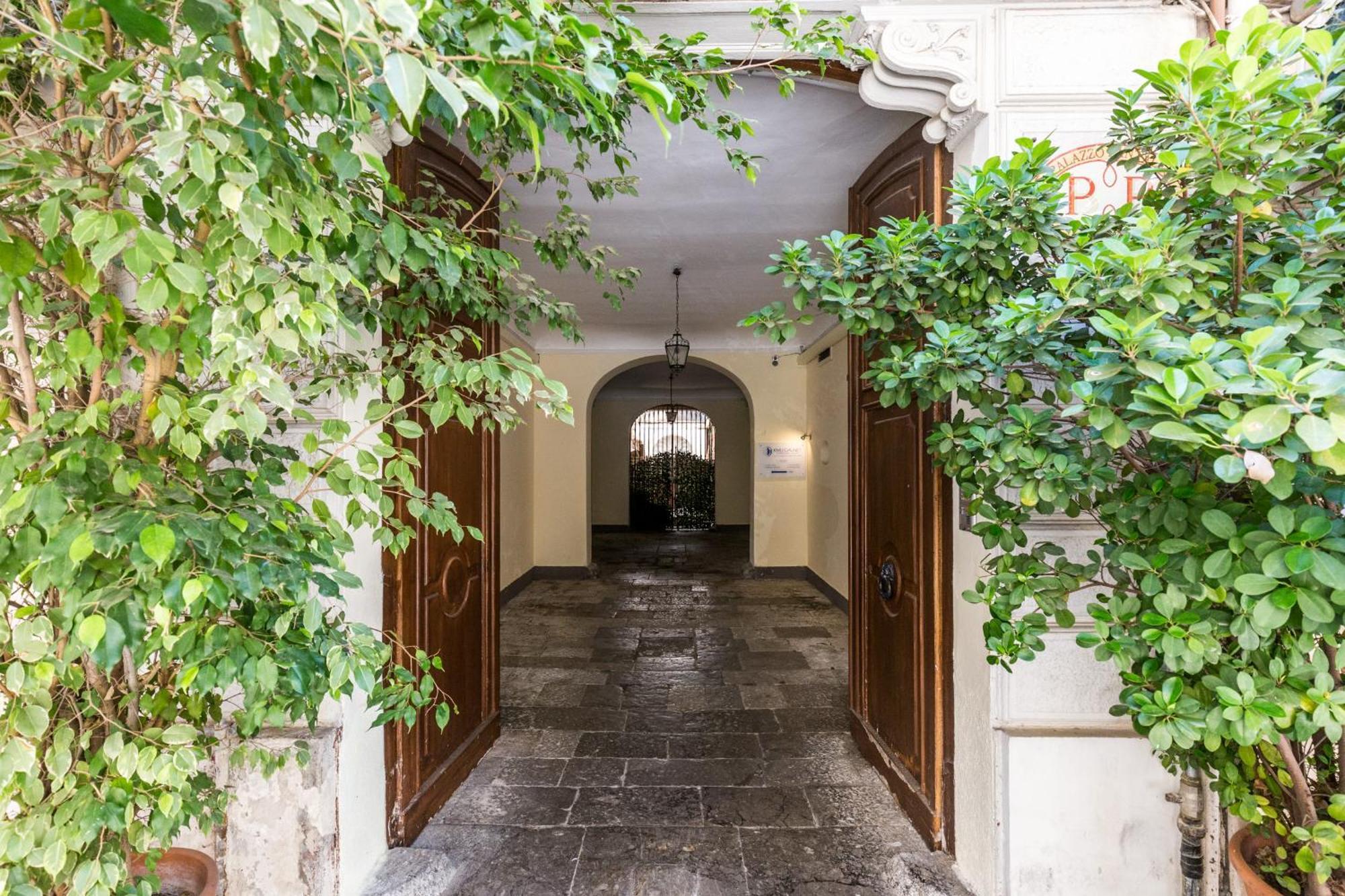 Elegante E Moderno Appartamento Al Politeama Palermo Buitenkant foto