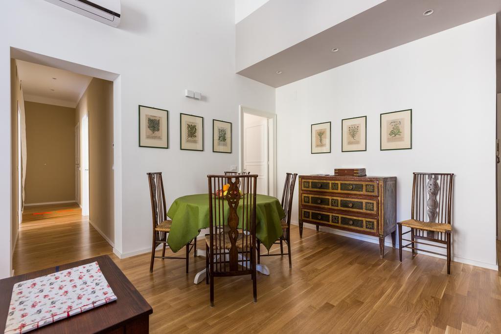 Elegante E Moderno Appartamento Al Politeama Palermo Buitenkant foto